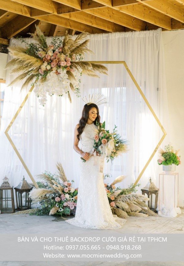 Cho thuê backdrop cưới hoa lụa cao cấp tại Quận 12