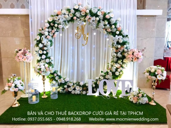 Giá thuê phông chụp hình cưới hoa lụa cao cấp tại TPHCM chỉ từ 5,500,000 vnđ/gói