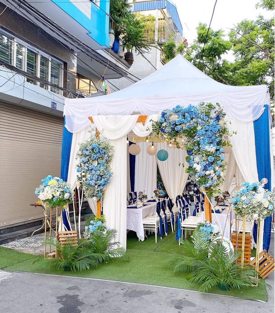 Thiết kế rạp cưới, công hoa tông xanh dương tại TPHCM
