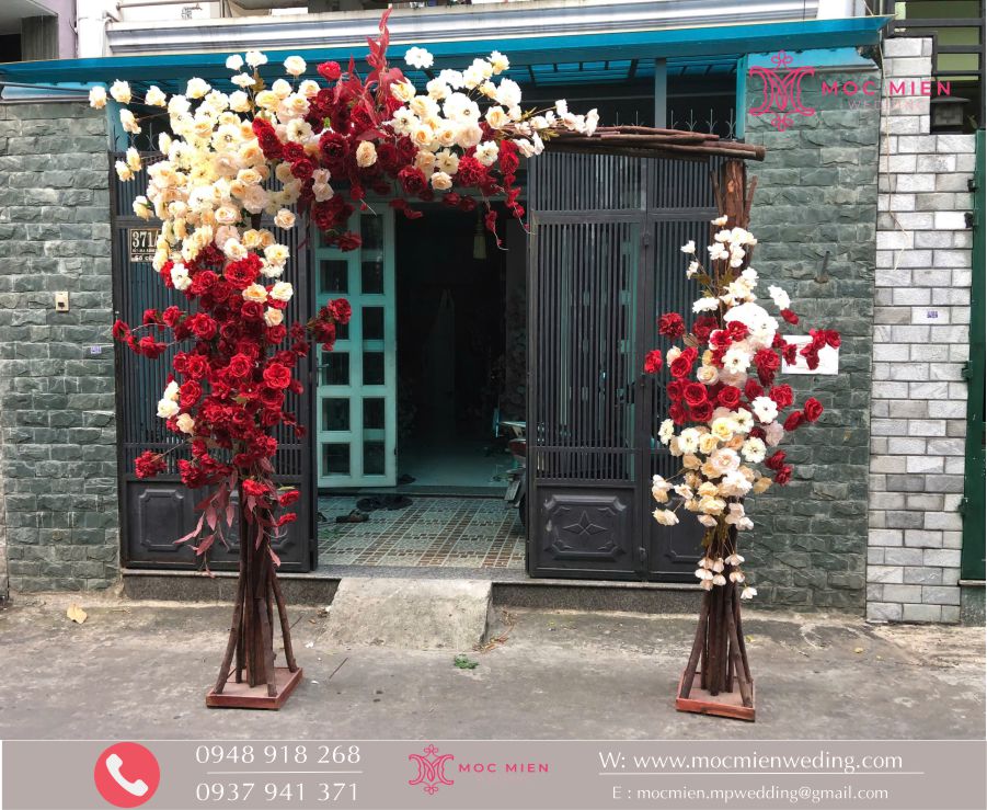 Biến tấu backdrop chụp ảnh, phông chụp ảnh cưới từ cổng hoa cưới 