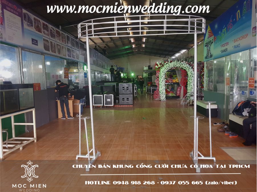 Cửa hàng bán khung sườn cắm cổng cưới giá rẻ tại TPHCM