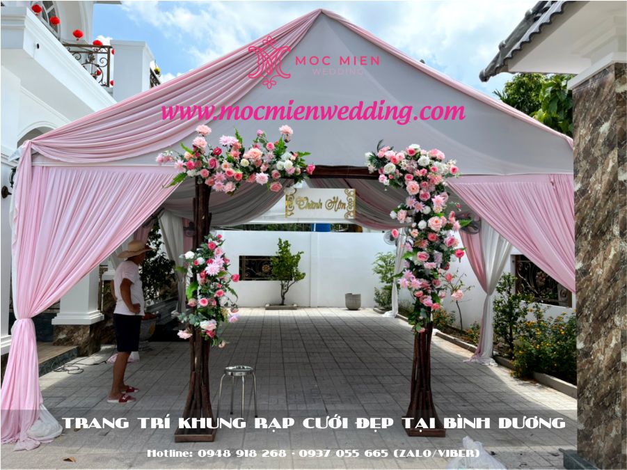 Trang trí khung rạp cưới, cổng hoa cưới tại nhà Bình Dương